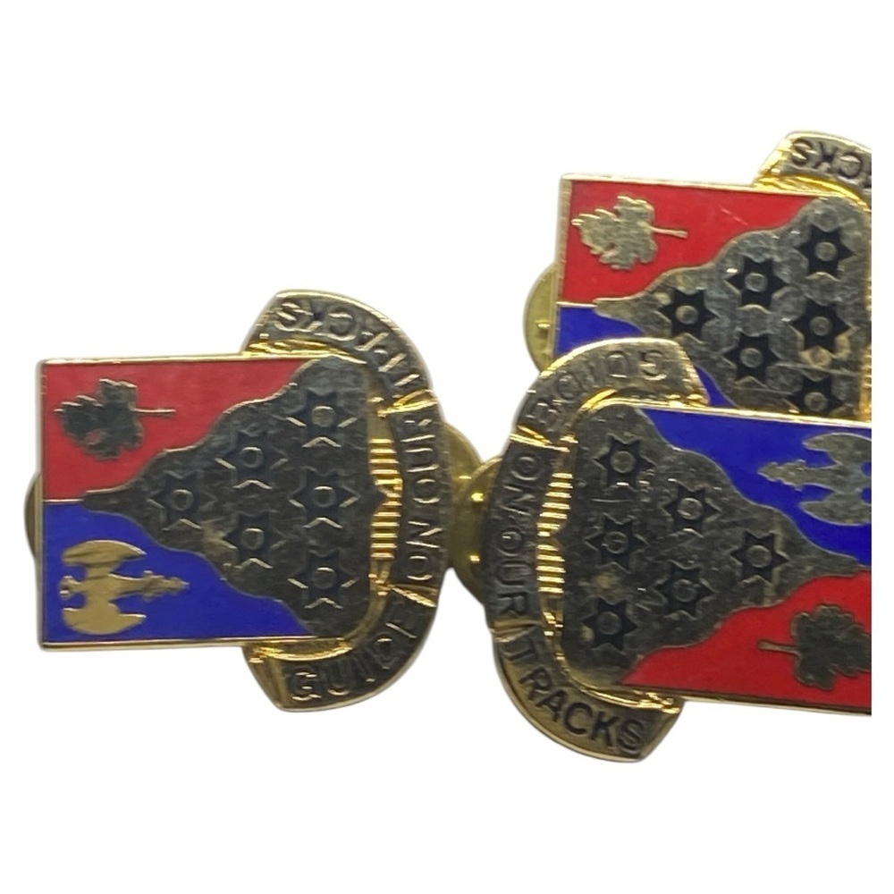 Set of 4 Vintage Tack Pins​ - Picture 5 of 5